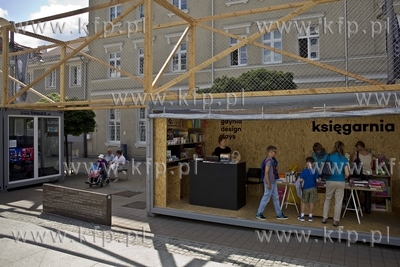 Gdynia Design Days. Termina designu  na Placu Kaszubskim.
06.07.2015
fot....
