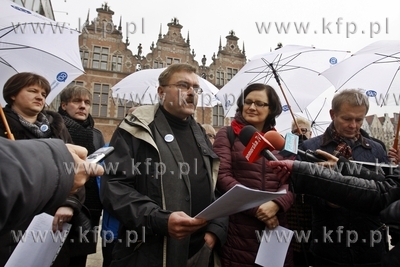 Zakonczenie kampanii wyborczej komitetu Gdansk Obywatelski,...