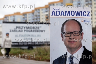 Plakat wyborczy Pawla Adamowiczana Zaspie.   Pawel...