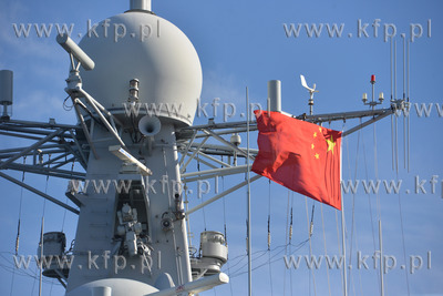 Chinskie okrety wojenne, niszczyciel rakietowy, fregata...