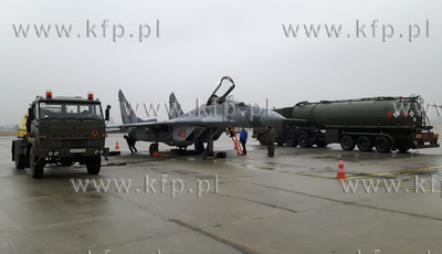 MIG-29 z 22 Bazy Lotnictwa Taktycznego w Malborku wyladaowal...